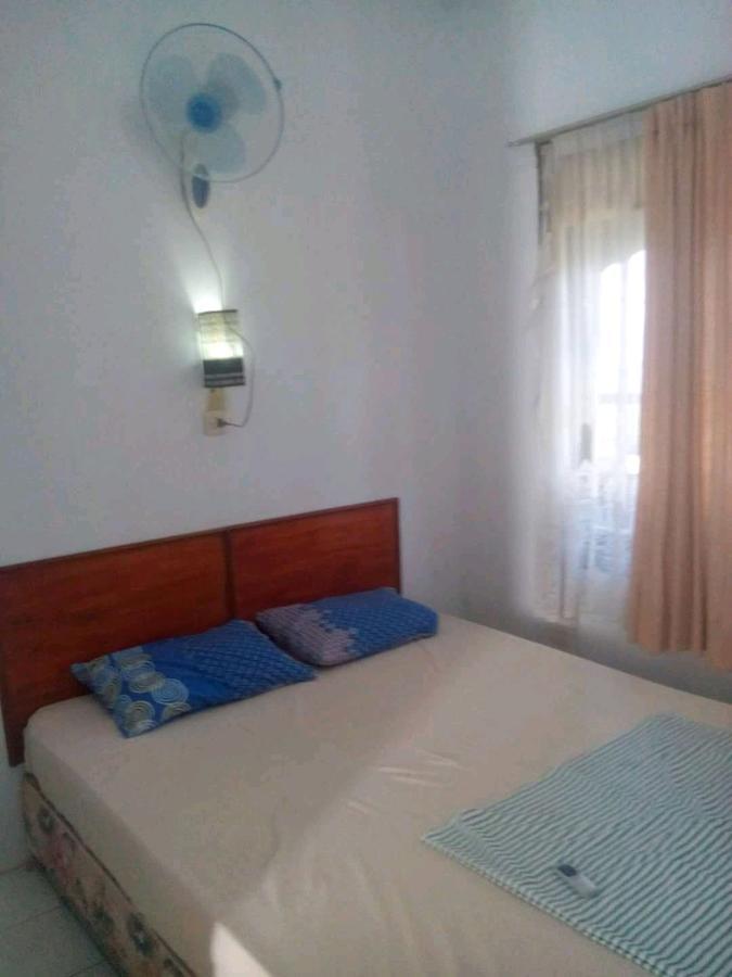 Hotel Gbs Malingping Екстер'єр фото